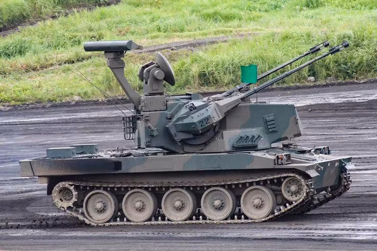 Theo một số thông tin, Leclerc Flakpanzer đã vượt qua các cuộc thử nghiệm, nhưng do bị cắt giảm kinh phí nên nó không bao giờ được đưa vào biên chế, về nguyên tắc, đây là xu hướng điển hình của thời kỳ Chiến tranh Lạnh vừa kết thúc.