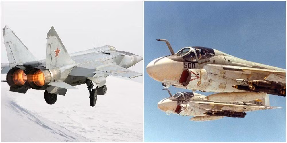 Cả hai đều là tiêm kích hạng nặng chủ yếu dùng để chiến đấu trên không, nhưng F-15 có lợi thế là được hỗ trợ bởi máy bay AWACS, mang lại khả năng nhận biết vị trí của đối phương tốt hơn nhiều.