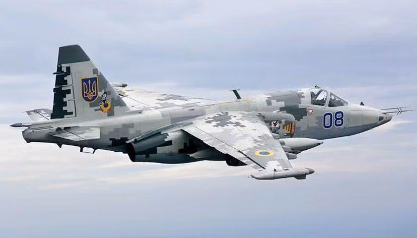 Để mô phỏng mục tiêu cho phòng không Ukraine tập bắn, cường kích tấn công mặt đất Su-25, máy bay ném bom tiền tuyến Su-24 và chiến đấu cơ MiG-29, Su-27 đã được huy động.