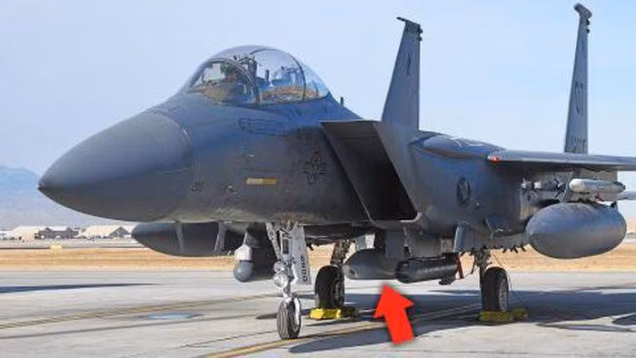 Vị chuyên gia này cho biết, AGM-158B hiện là tên lửa hành trình được tích hợp những công nghệ tiên tiến nhất thế giới hiện nay.