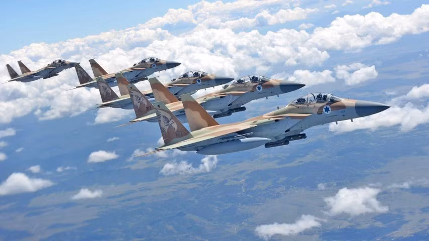 Trong trận đột kích của mình, tiêm kích Israel đã nấp sau các máy bay dân sự bay khi qua không phận Syria, Lebanon...