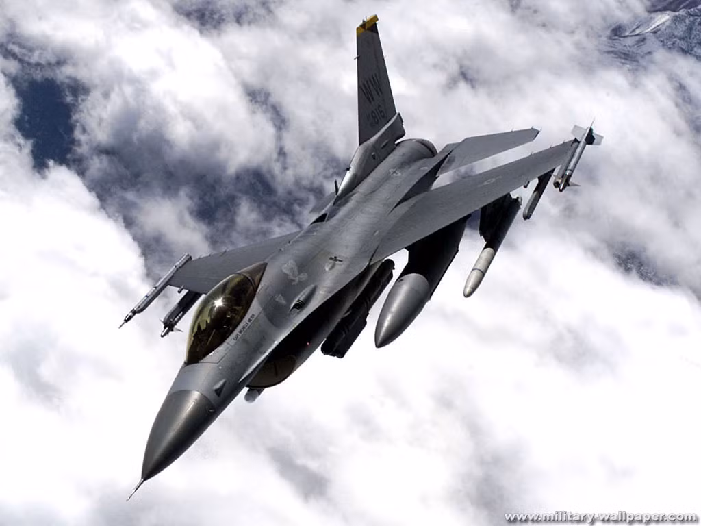 Thậm chí, cho tới khi các tiêm kích thế hệ năm phổ biến, máy bay chiến đấu F-16 sẽ vẫn là một "mối đe dọa đáng sợ" trên không trung - khi mà phần lớn các loại tiêm kích tham chiến đều vẫn chỉ là tiêm kích thế hệ 4 và 4++.