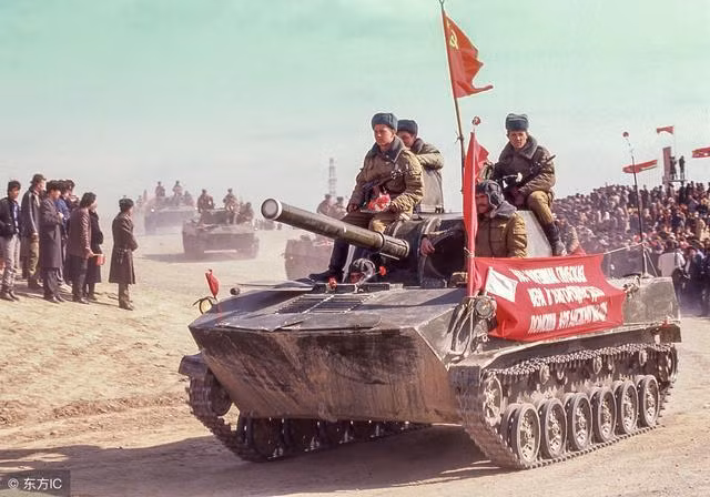 Đây là kết cục cuối cùng của người Liên Xô tại chiến trường Afghanistan sau hàng chục năm cố bình định quốc gia này nhưng không thành công.