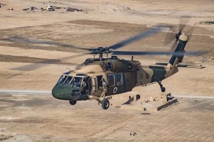 Không quân Afghanistan hiện đang sở hữu 16 chiếc trực thăng loại này, ngoài ra đang đặt hàng 143 chiếc khác, để tăng cường cho khả năng vận tải của mình.