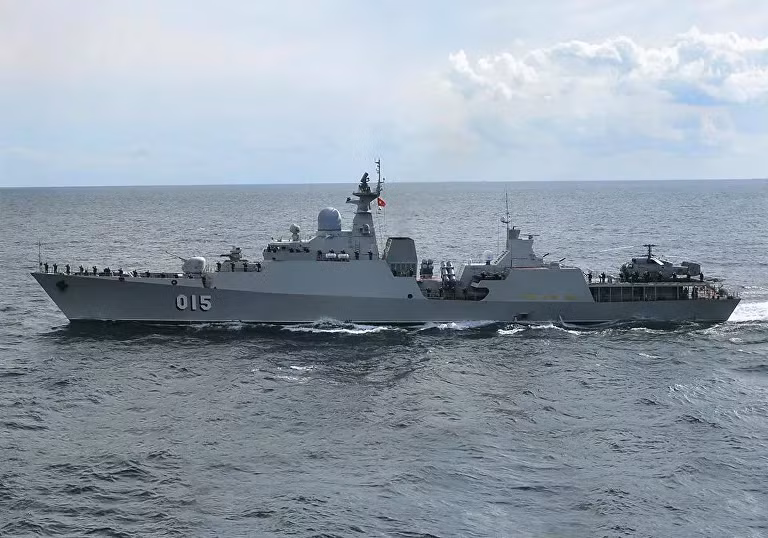 Trong khuôn khổ của Diễn đàn Kinh tế Đông, ông Dmitry Shugaev - giám đốc Cơ quan liên bang về hợp tác quân sự - kỹ thuật Nga đã tiết lộ Việt Nam đang quan tâm đến việc mua thêm các tàu chiến loại này.