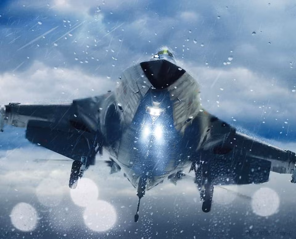 Tuy nhiên, nhiều chuyên gia cho biết nếu bản vẽ thiết kế của chiến đấu cơ MiG-41 là đúng, họng hút gió của loại tiêm kích này là khá nhỏ, khó có thể mang lại cho nó tốc độ cũng như độ cơ động cao khi bay. Nguồn ảnh: RenderDock.