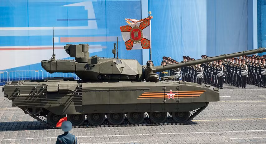 "Ủy ban quân sự Nga thông báo rằng, xe tăng T-14 Armata sẽ được sử dụng để 'phát triển và cải thiện các chiến thuật sử dụng trong quá trình chiến đấu'".