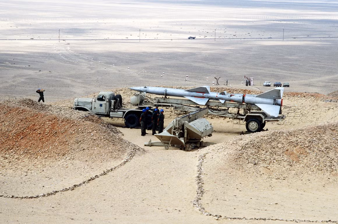 S-75 Dvina là tổ hợp tên lửa phòng không tầm cao, do Liên Xô thiết kế và triển khai lần đầu tiên từ năm 1957. Đây là loại tên lửa phòng không có nhiều chiến công vẻ vang bậc nhất lịch sử.