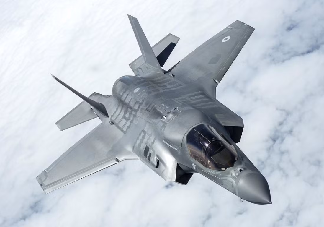 Tuy nhiên với tình hình hiện tại, có thể số lượng F-35 dự kiến của Mỹ, sẽ thấp hơn nhiều so với con số kể trên, do một loạt các loại tiêm kích thế hệ 4, vẫn tỏ ra rất hiệu quả, và tiếp tục được nâng cấp lên phiên bản mới.
