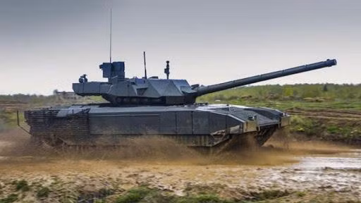 Đây là tuyên bố khá bất ngờ khi dòng xe tăng T-72 đã có hơn 30 năm tuổi và biến thể nâng cấp T-72B3 đang bị nghi ngờ chất lượng khi liên tục hỏng hóc trên thao trường.