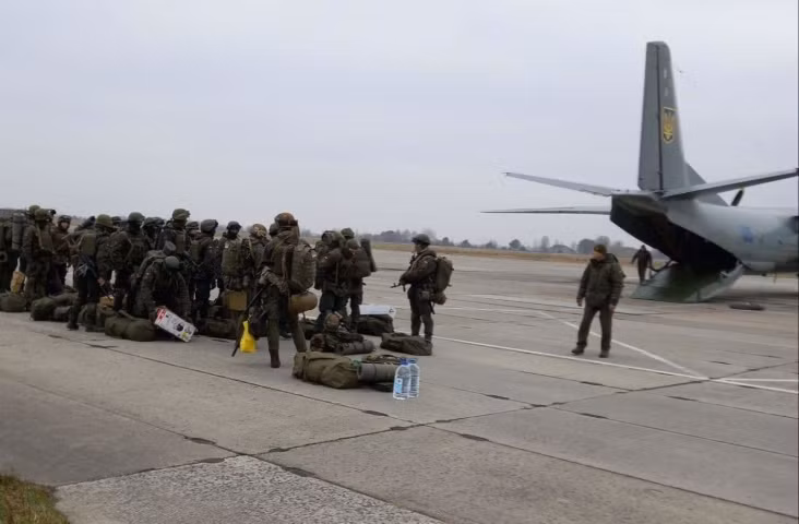 Quyết định tương tự cũng được Bộ Quốc phòng Ukraine đưa ra sau khi có thông tin cho rằng những người di cư Trung Đông, sau nỗ lực không thành công để vượt biên sang Ba Lan và Lithuania, đã di chuyển về phía Nam, với ý định tiến qua biên giới Ukraine.