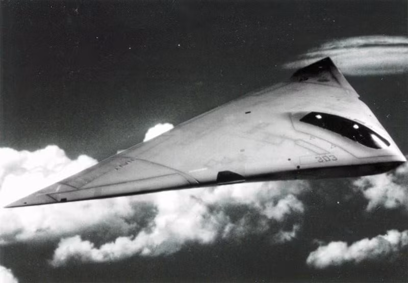 Với triển vọng đầy hứa hẹn như vậy của A-12 Avenger, Hải quân Mỹ đã có lên kế hoạch mua 610 máy bay, trong khi Thủy quân lục chiến Mỹ dự kiến đặt hàng tổng cộng 238 chiếc.