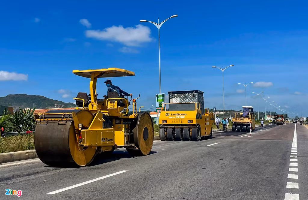 Công trình đang trong giai đoạn nghiệm thu, bàn giao nên các nhà thầu cam kết với chủ đầu tư chịu trách nhiệm chi tiền ra sửa chữa, khắc phục dứt điểm các vị trí hư hỏng trong tháng 3.