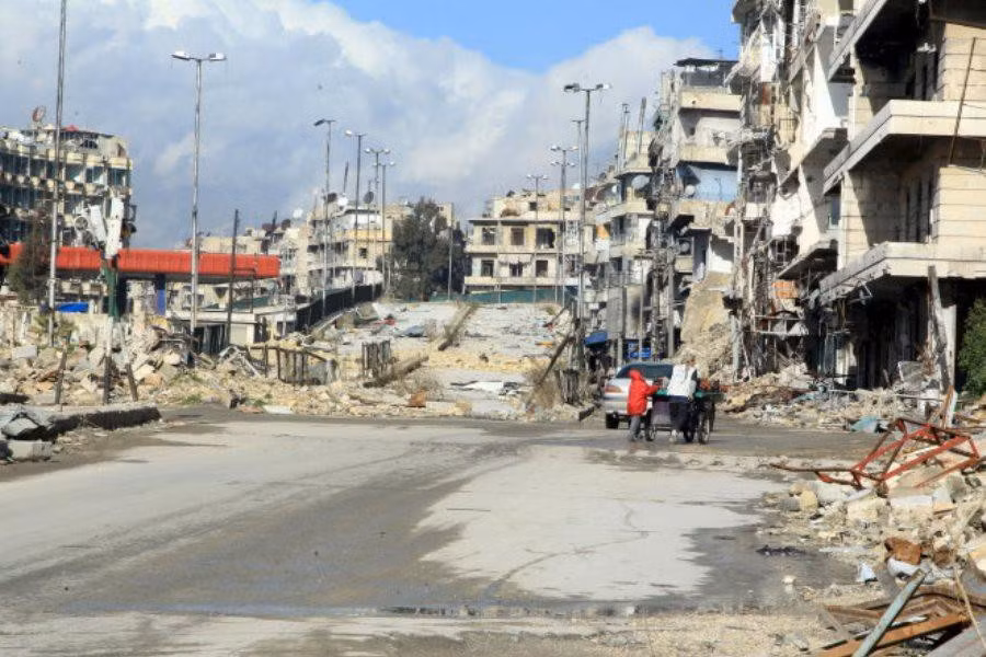 Nga hỗ trợ chính phủ Bashar Al-Assad kể từ khi bắt đầu cuộc xung đột ở Syria vào năm 2011. Tháng 9-2015, Nga tham gia quân sự trực tiếp vào cuộc nội chiến và làm thay đổi cán cân ở đất nước Trung Đông này.