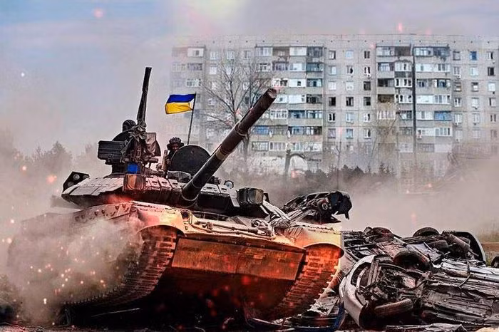 Ngoài ra, Ukraine đã đưa tới khu vực này ít nhất 300 xe tăng, 50 khẩu pháo kéo, cùng với đó là các lực lượng phòng không, bao gồm tổ hợp Buk, S-300V1 và tên lửa phòng không Strela.