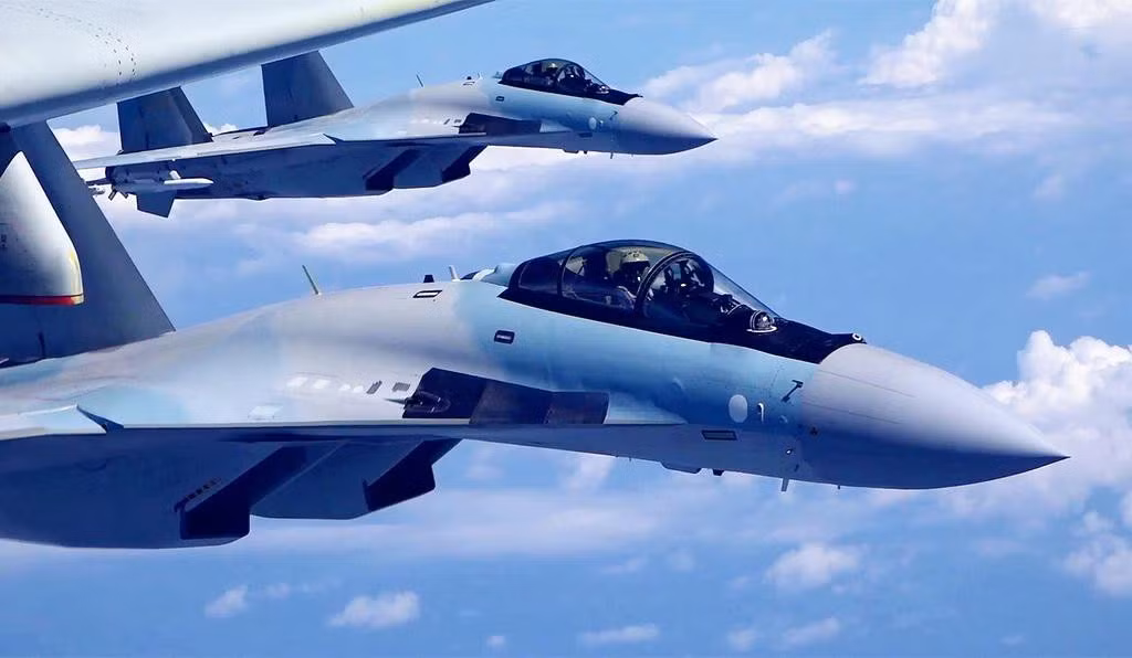 Lý do khiến Trung Quốc không quan tâm đến Su-35 là do nước này thời gian gần đây đã sản xuất được các máy bay chiến đấu theo đánh giá là tiên tiến hơn so với tiêm kích thế hệ 4 ++ của Nga.