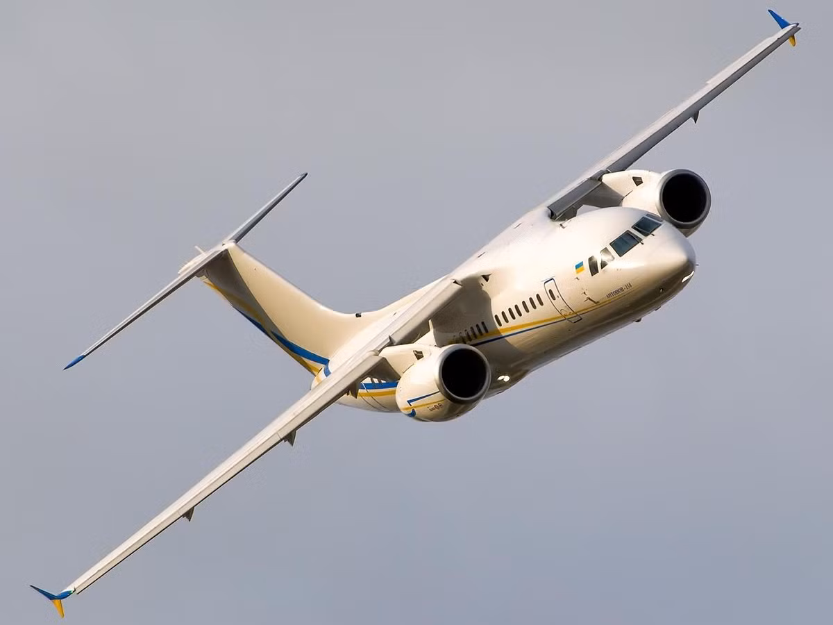 Lý do Kiev mua lại An-148 được cho là nằm ở khía cạnh chính trị và kinh tế. Trong số 47 chiếc An-148 (và An-158) chế tạo trong giai đoạn 2009 - 2018, có 12 chiếc lắp ráp tại Ukraine, trong khi 35 chiếc khác tại nhà máy VASO ở Voronezh. Tính đến hiện tại, chỉ có 4 chiếc An-148 ở Ukraine.