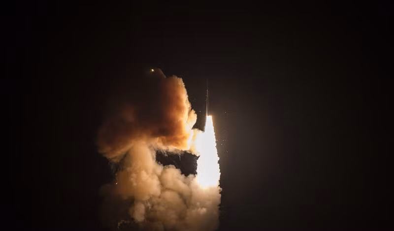 Các đơn vị tham gia vụ thử tên lửa đạn đạo liên lục địa Minuteman III bao gồm không đoàn tên lửa 90 đóng tại căn cứ F.E. Warren ở Wyoming, không đoàn tên lửa 91 ở căn cứ không quân Minot, Bắc Dakota, cùng không đoàn tên lửa 341 từ căn cứ Malstrom ở Montana. Các phi công thuộc phi đội thử nghiệm 576 tham gia hỗ trợ vụ thử tên lửa.