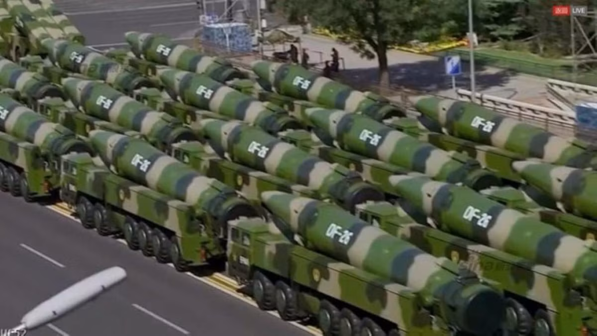 Cụ thể, phía Trung Quốc tuyên bố rằng loại tên lửa DF-26 của nước này sẽ có thể đạt tầm bắn lên tới 2500 dặm - tương đương với 4000 km.