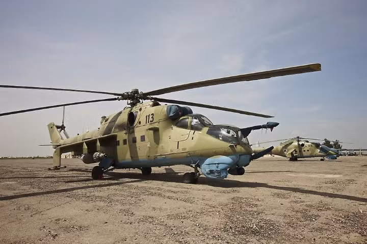 Trong đó, Mi-35 được cho là loại khí tài tối tân bậc nhất của quân đội Afghanistan trước đây. Đây cũng là loại trực thăng vũ trang hiện đại bậc nhất thế giới hiện nay, và là loại trực thăng chiến đấu độc nhất có khả năng chở quân.