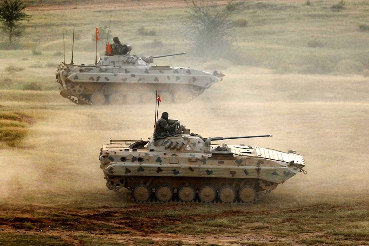 Những chiếc BMP-2 sẽ được trang bị thêm bộ kit chiến đấu Berezhok, đảm bảo chúng có thể đáp ứng được nhu cầu tác chiến ở thời điểm hiện tại.