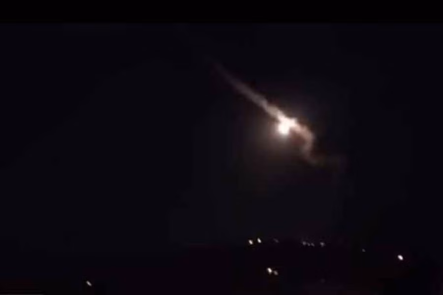 Ngoài ra, trong cuộc không kích mới nhất của Israel (hôm 17-3), hệ thống tên lửa Buk-M2E cũng đã tham gia đẩy lùi các cuộc tấn công - 3 trong số 4 tên lửa do phía Israel bắn ra đã bị đẩy lùi hoàn toàn.