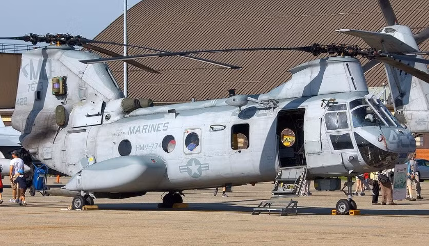 Tuy quan chức này cũng lý giải việc phải bỏ lại rằng: "Những trực thăng Ch-46E này đang dần bị loại khỏi biên chế, đáng lẽ sẽ bị rã sắt vụn do tuổi thọ cao và các vấn đề trong bảo dưỡng", nhưng nhiều nhà quan sát cho rằng, những gì đang diễn ra tại Afghanistan là điều Mỹ không mong muốn.