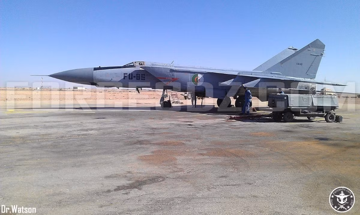 IAF khi đó định tấn công vào lãnh đạo của Tổ chức Giải phóng Palestine (PLO), nhưng khi tiêm kích MiG-25 được đưa lên không trung đã buộc các phi công F-15 Israel phải từ bỏ kế hoạch và quay trở lại căn cứ.