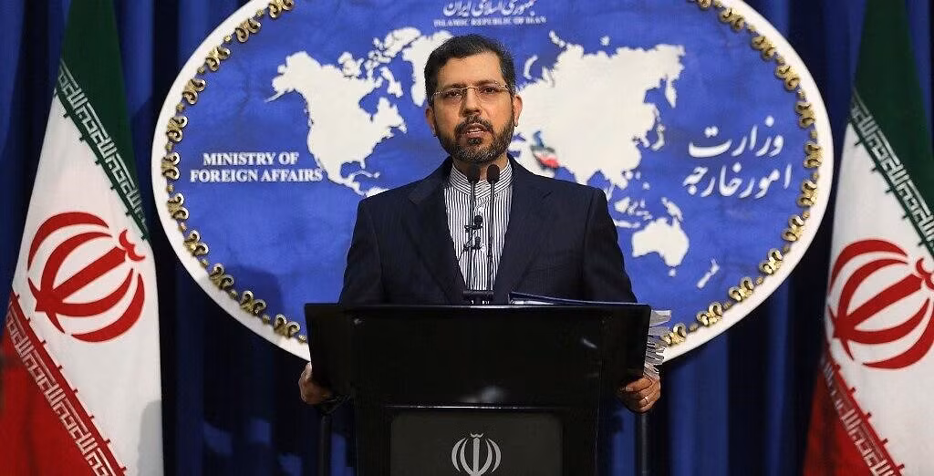 Cùng lúc đó, Người phát ngôn Bộ Ngoại giao Iran Saeed Khatibzadeh cho biết, Tehran lên án mạnh mẽ cuộc tấn công từ nước ngoài trong đêm 5/9, nhằm vào Panjshir.