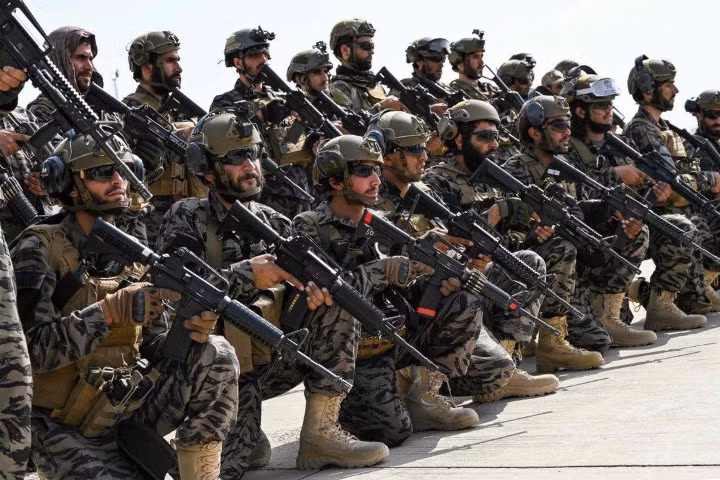 Khi vẫn bị cấm vận và không có năng lực sản xuất, rõ ràng việc Taliban cố gắng giữ lại vũ khí chiến lợi phẩm thay vì bán chúng ra nước ngoài là điều hoàn toàn hợp lý.