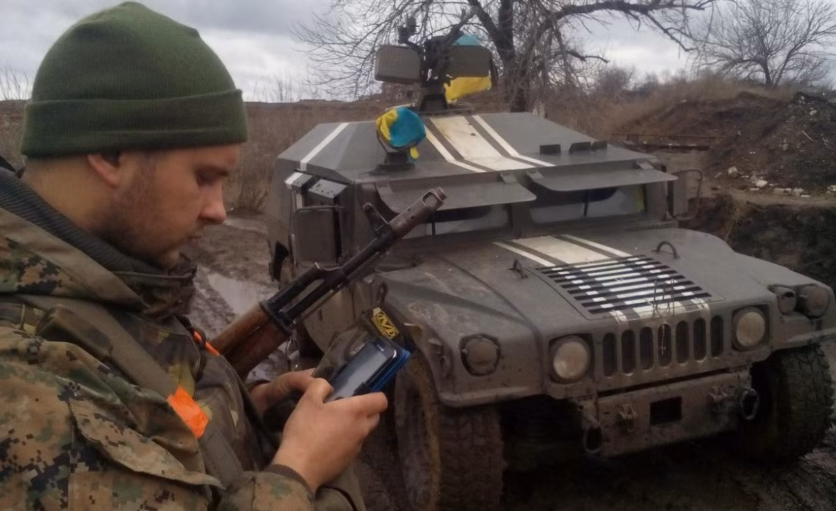 Tuy không rõ số lượng cụ thể xe bọc thép Humvee mà lực lượng ly khai Ukraine có trong tay, nhưng nhìn cách họ sử dụng thì số lượng không dưới 10 chiếc.