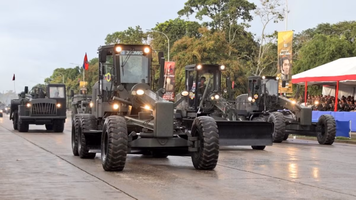 Các loại phương tiện hỗ trợ của lực lượng thiết giáp Venezuela đều do nước ngày tự sản xuất.
