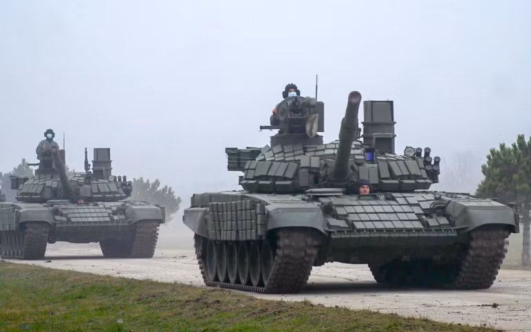 T-72MS "Đại bàng trắng" lần đầu ra mắt tại Triển lãm kỹ thuật công nghệ 2012, nó mang đầy đủ đặc trưng của dòng T-72B với các khối giáp phản ứng nổ Kontakt-1 bao quanh mũi và tháp pháo, tên gọi trên bắt nguồn từ việc xe trưng bày được sơn trắng toàn bộ.