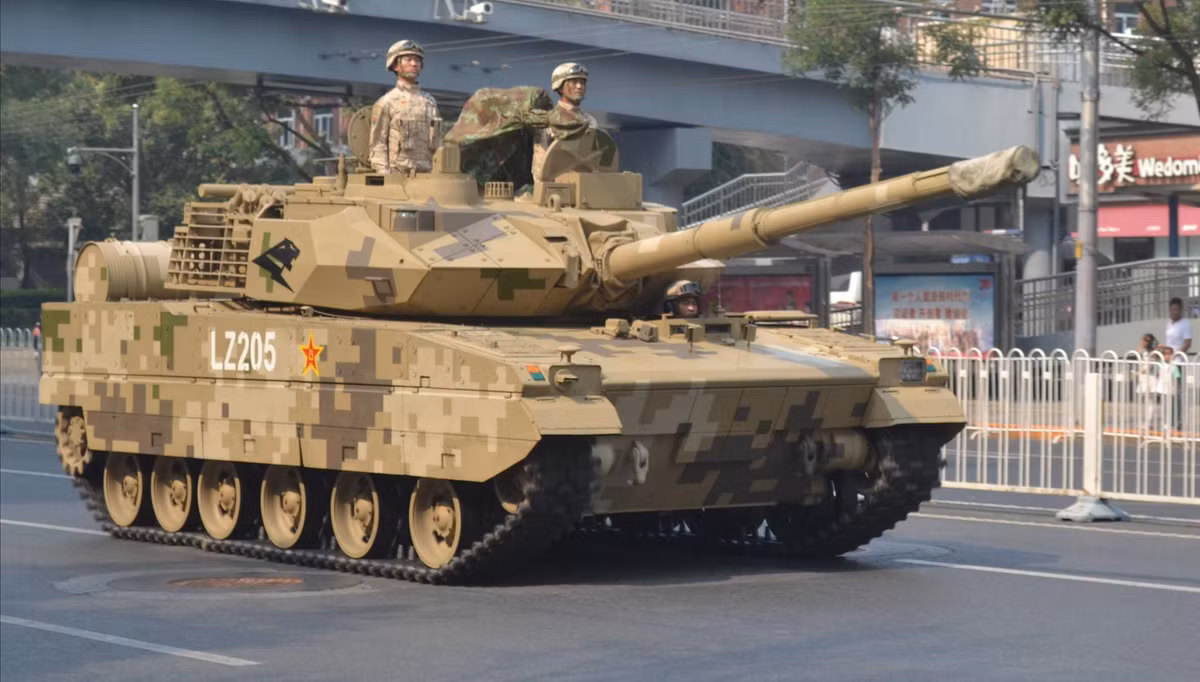Xe tăng hạng nhẹ Type 15 sử dụng giáp làm bằng vật liệu mới và được trang bị "công nghệ tàng hình" giúp xe tăng nhẹ hơn.