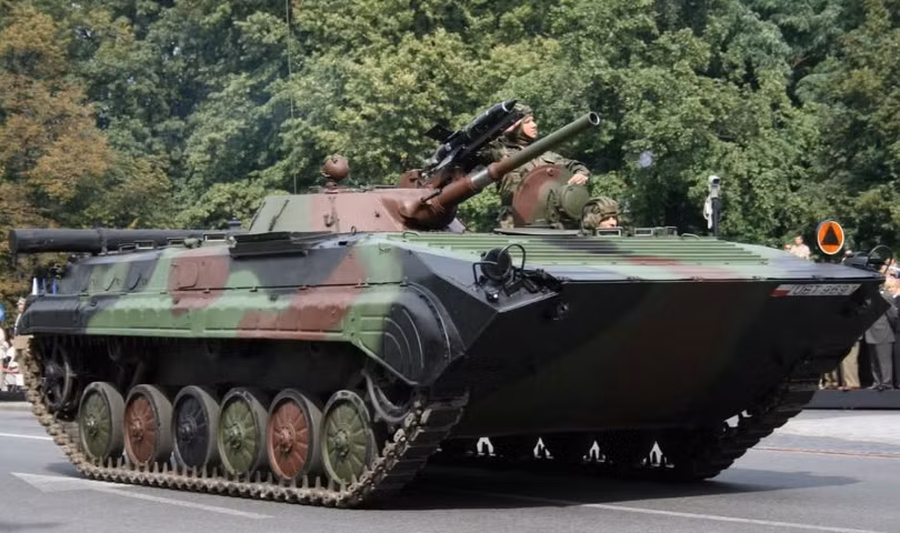 Ngày nay, tuy BMP-1 tỏ ra đuối thế trước các dòng xe chiến đấu bộ binh đàn em, nhưng chúng vẫn là dòng xe chiến đấu bộ binh phổ biến với hàng ngàn chiếc còn đang hoạt động trong quân đội các quốc gia trên thế giới.