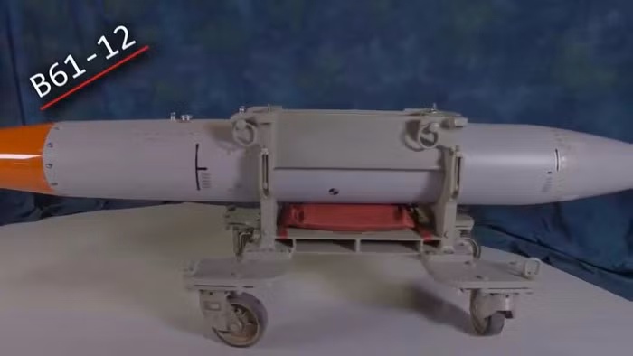 Việc phản ứng kịp thời trước vũ khí hạt nhân đặt tại Ukraine là rất khó khăn, trong khi quân đội Mỹ chỉ cần một đòn là có thể phá hủy hoàn toàn cơ sở hạ tầng quân sự của Nga đặt trên bán đảo Crimea.