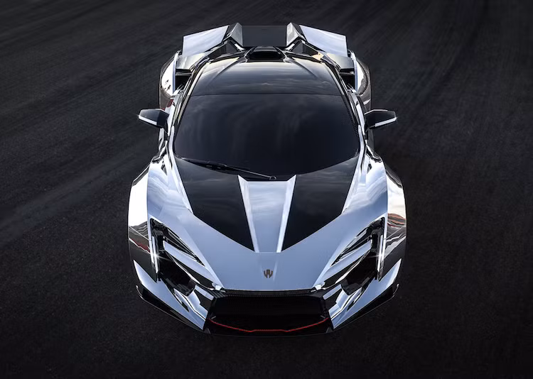 Nhờ có chassis từ nhôm, thân xe làm hoàn toàn bằng sợi carbon cùng hàng loạt các vật liệu cao cấp và công nghệ chế tác đỉnh cao, Fenyr Supersport được dự đoán cũng sẽ có trọng lượng siêu nhẹ.
