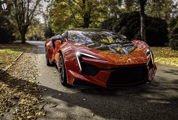 Theo hãng W Motors, chiếc Fenyr Supersport của họ sẽ có giá rẻ hơn dòng siêu xe triệu đô Lykan Hypersport đầu tiên, mặc dù chưa tiết lộ giá chính xác của mẫu xe này.