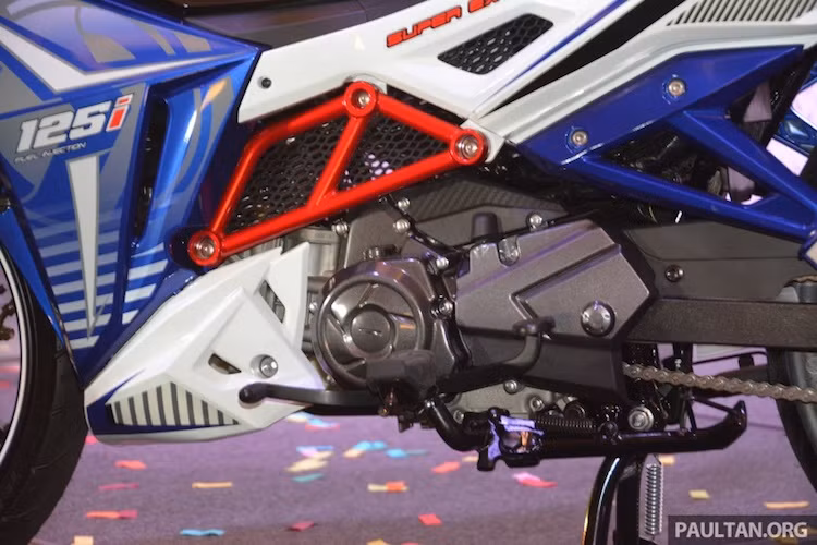 Sport Rider 125i được SYM trang bị động cơ 1 xi-lanh 2 van SOHC nằm ngang với dung tích thực 123 cc, làm mát bằng không khí với công suất tối đa 9,5 PS và mô-men xoắn cực đại 10,8 Nm. Đây là mẫu xe underbone đầu tiên trong lịch sử của SYM sở hữu động cơ với hệ thống phun xăng điện tử.