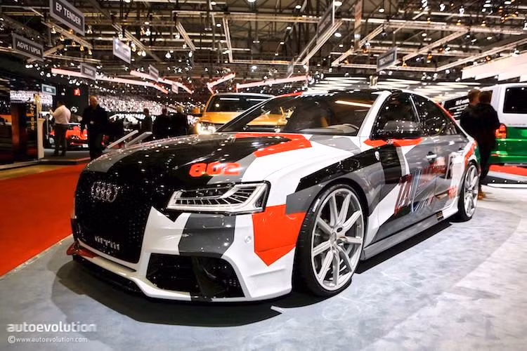 Với sức mạnh tăng thêm, S8 Talladega R có khả năng tăng tốc từ 0-100 km.h trong 3 giây, 0-200 km/h trong 9,9 giây và 0-300 km/h trong 29 giây. Trên đường cao tốc Autobahn, S8 Talladega R có thể vượt mặt nhiều siêu xe do có tốc độ tối đa lên tới 350 km/h. Ngay cả tay đua rally huyền thoại người Đức Walter Röhrl cũng phải dành những mỹ từ để khen khả năng điều khiển và độ nhạy của động cơ xe.