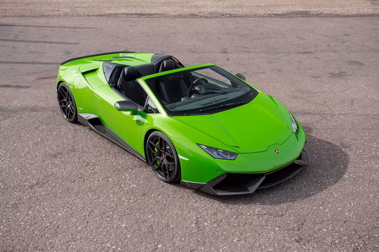 Được tạo ra nhằm thay thế cho chiếc Gallardo, siêu xe Lamborghini Huracan cùng "người anh em" mui trần của mình Huracan Spyder cũng giành được sự quan tâm của rất nhiều hãng độ xe danh tiếng trên Thế giới. trong đó có hãng Novitec từ Đức.