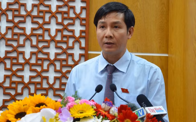Ngày 24/8, Ban Thường vụ Tỉnh uỷ Tây Ninh tổ chức Hội nghị Ban Chấp hành Đảng bộ tỉnh để thực hiện quy trình bầu chức danh Bí thư Tỉnh uỷ khoá X, nhiệm kỳ 2015-2020. 
