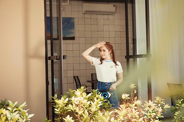 "Cá sấu chúa" Quỳnh Nga trẻ trung, xinh tươi như teen Hàn. 