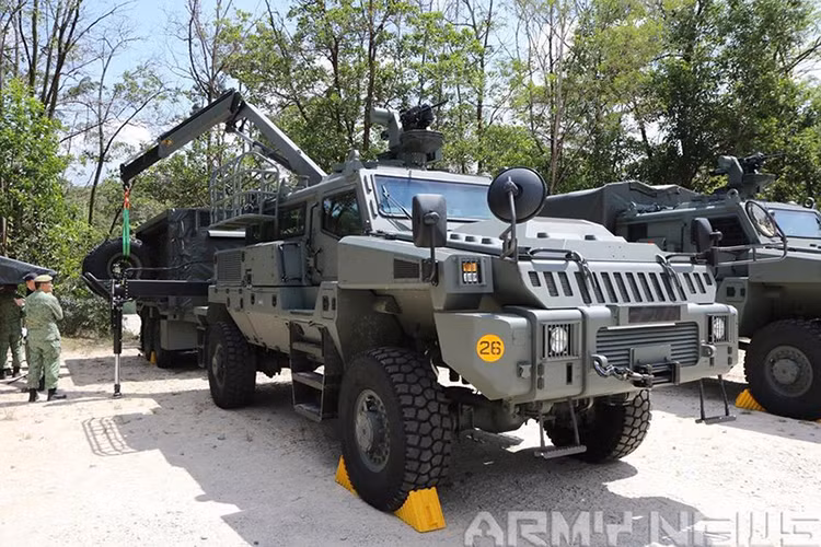 Đối với hệ thống phòng vệ Belrex PCSV được bọc giáp toàn thân nên có khả năng chống lại các loại vũ khí cỡ nhỏ và các vụ nổ của mìn ở khá gần xe. Ở đây khả năng kháng mìn của Belrex PCSV không thực số tốt như các dòng xe kháng mìn MRAP chuyên dụng. Nguồn ảnh: Army News.