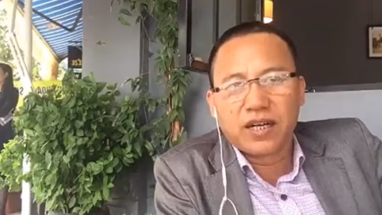 Theo cáo trạng, trong thời gian từ tháng 3/3017 đến tháng 9/2018, Lê Dũng Vova đã đăng tải 12 video clip, trong đó có 5 video clip có nội dung tuyên truyền thông tin xuyên tạc đường lối, chính sách của Nhà nước, phỉ báng chính quyền nhân dân, tuyên truyền luận điệu chiến tranh tâm lý, phao tin bịa đặt, gây hoang mang trong nhân dân. 