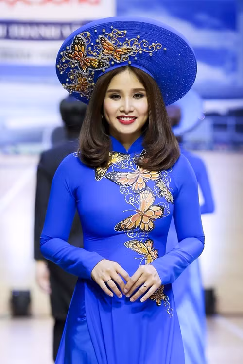 Hôn nhân tan vỡ khiến Thảo Trang trở nên mạnh mẽ. Cô đắm mình trong công việc, nhận show, đi diễn và khẳng định tên tuổi. Sau gần 2 năm ly hôn, Thảo Trang đã mua được nhà riêng và xe hơi dưới hình thức trả góp. Ảnh: Tinnhanh.