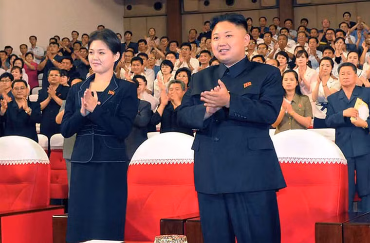 Có tin nói, bà Ri Sol-ju có ít tự do hơn so với thời gian trước khi kết hôn với lãnh đạo Kim Jong-un.