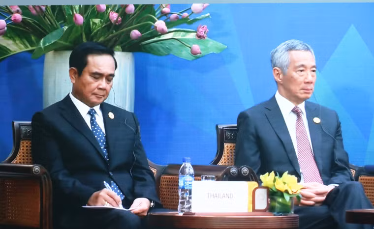 Thủ tướng Thái Lan và Thủ tướng Singapore.
