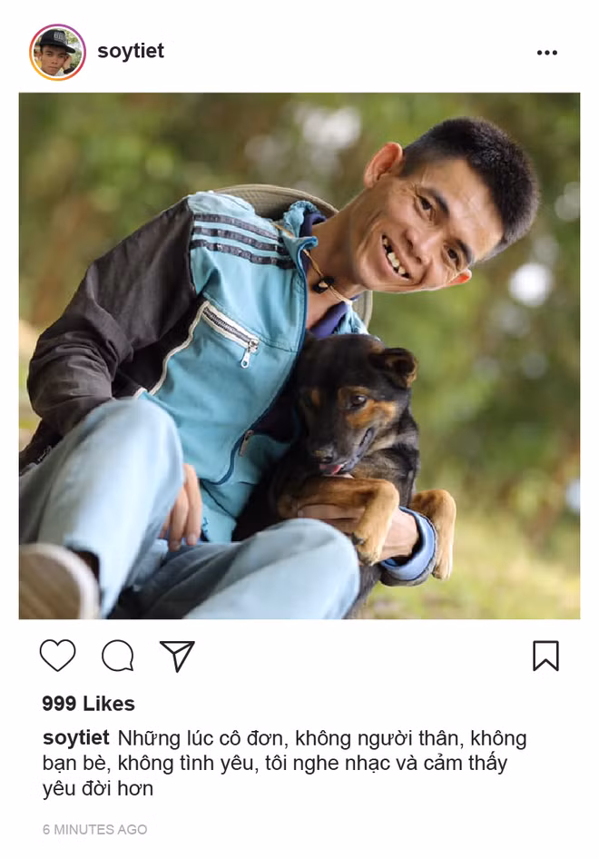 Thấy hai anh em quá đáng thương nên 2 người họ hàng đã lần lượt nhận nuôi 2 anh em (bác trai nuôi anh còn bác gái nuôi người em gái). Đến năm 2000, Sô Y Tiết vào trại mồ côi rồi đến năm 2006, bị chẩn đoán bị viêm phổi mãn tính cấp, di chứng vẫn còn ảnh hưởng đến sức khỏe của anh ngày hôm nay.
