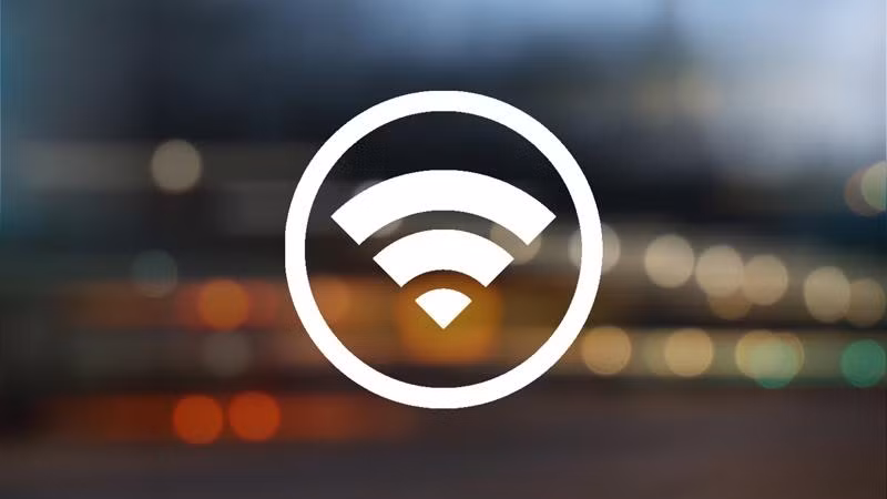 Một số loại tường có thể ngăn tín hiệu WiFi. Các vật liệu phổ biến ngăn kết nối WiFi là: đá cẩm thạch, xi măng, bê tông, thạch cao và gạch. Để khắc phục, nên đặt router chỗ thoáng đãng cách xa tường và dùng thêm bộ khuếch đại sóng WiFi.